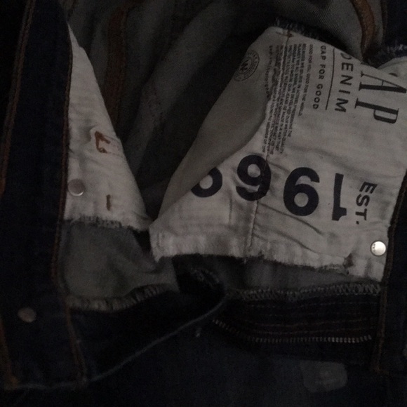 Gap Mid Rise Jeans. Equal to size 7/8 - Picture 11 of 12